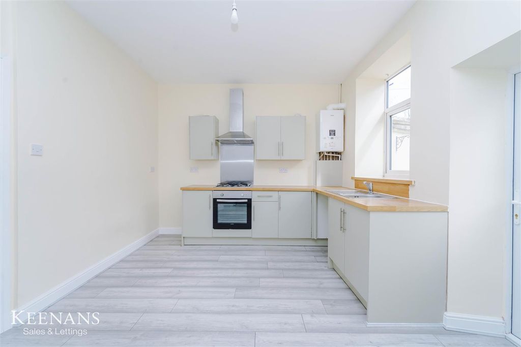 Property photo 3 of 17 7.Jpg