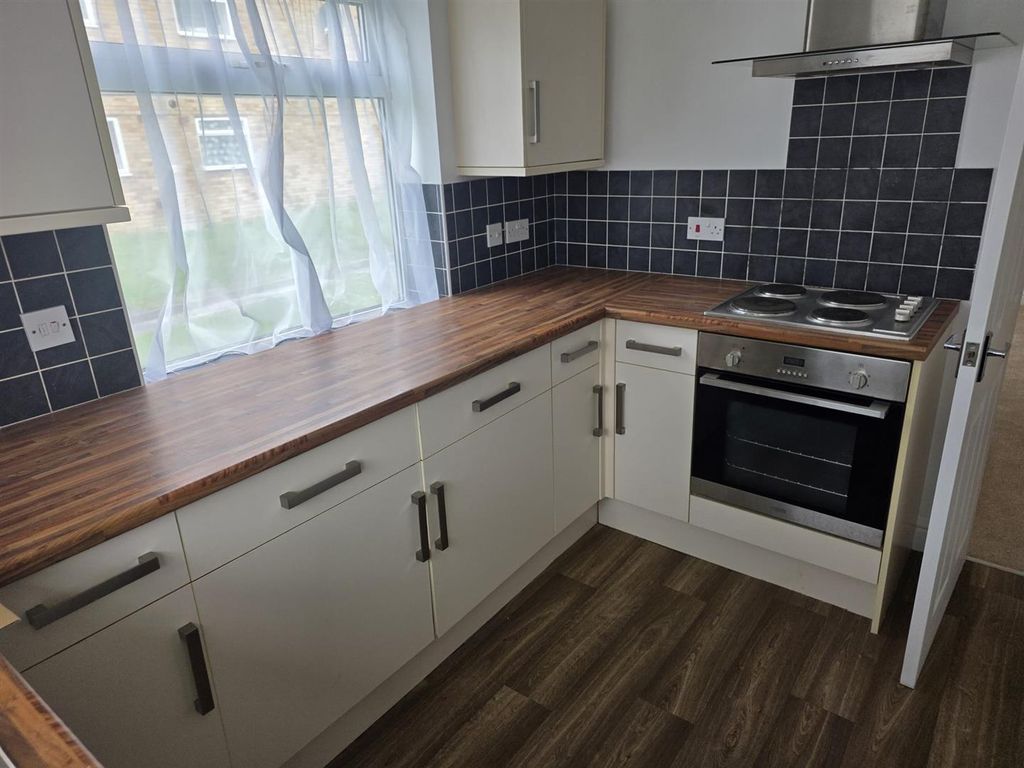 Property photo 2 of 6 87410.Jpg