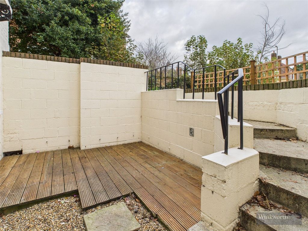 Property photo 2 of 8 Picture No. 01