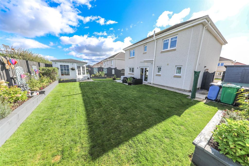 Property photo 2 of 36 B