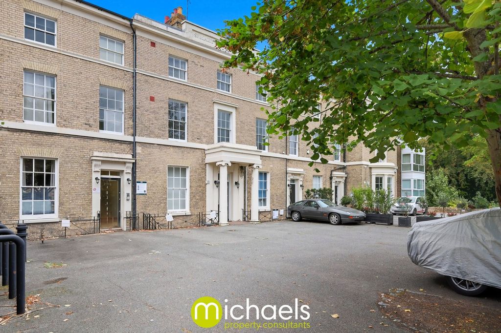 Property photo 1 of 26