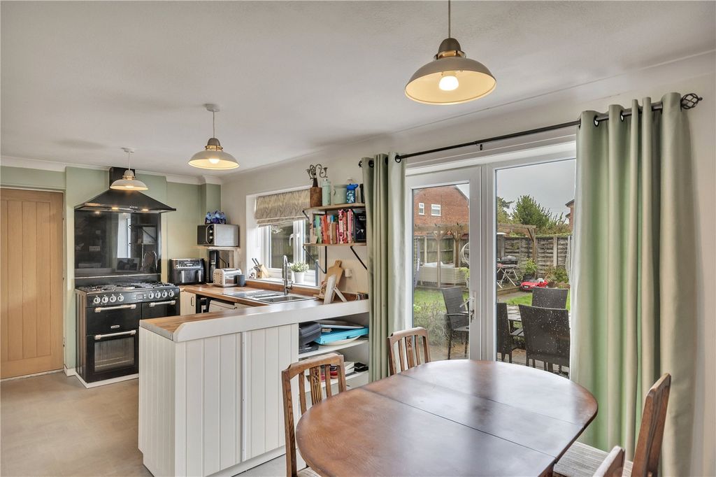 Property photo 2 of 17 Picture No. 07