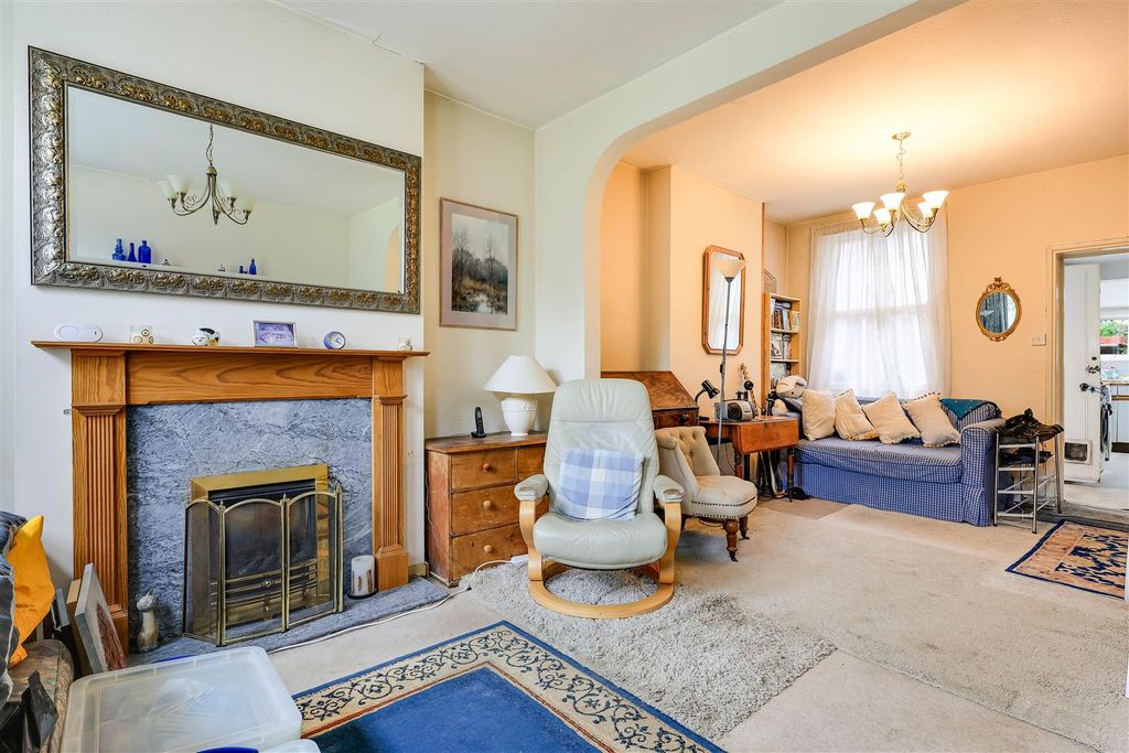 Property photo 3 of 12 Img (6).Jpg