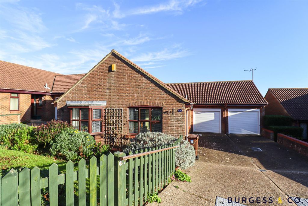 Property photo 1 of 13 New Frt.Jpg