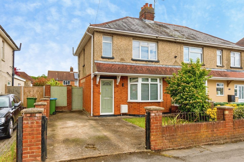 Property photo 1 of 15 Pbox-Img.Jpg