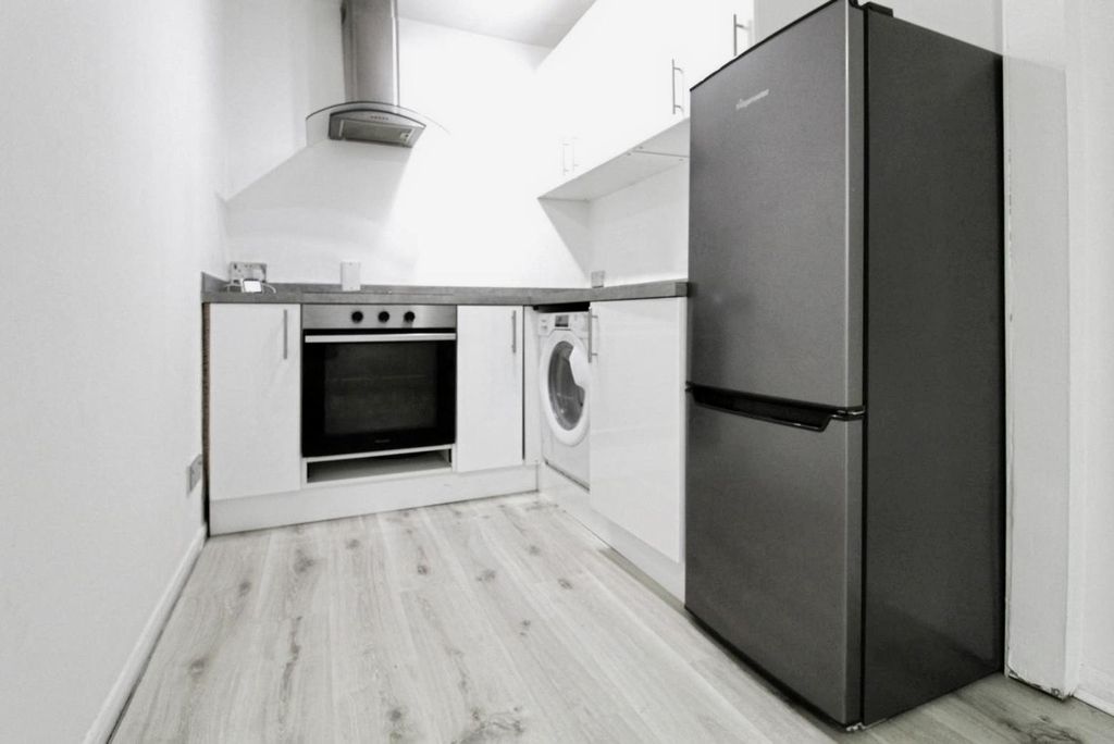 Property photo 3 of 14 Pbox-Img.Jpg