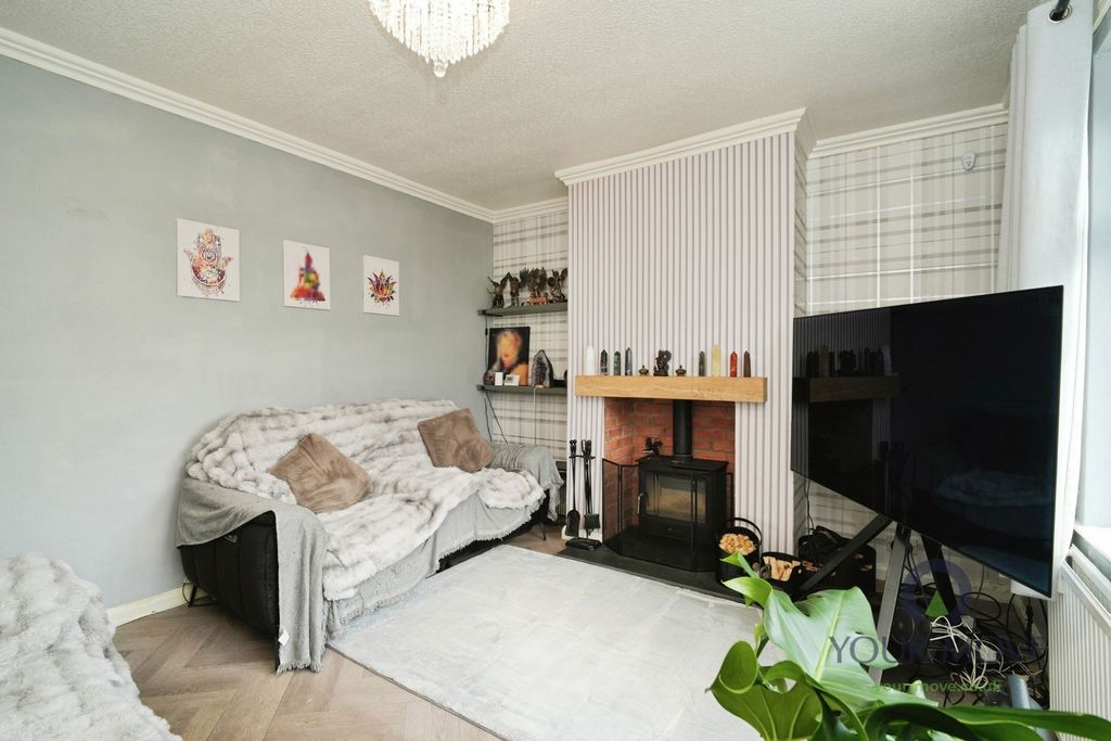 Property photo 3 of 14 Pbox-Img.Jpg