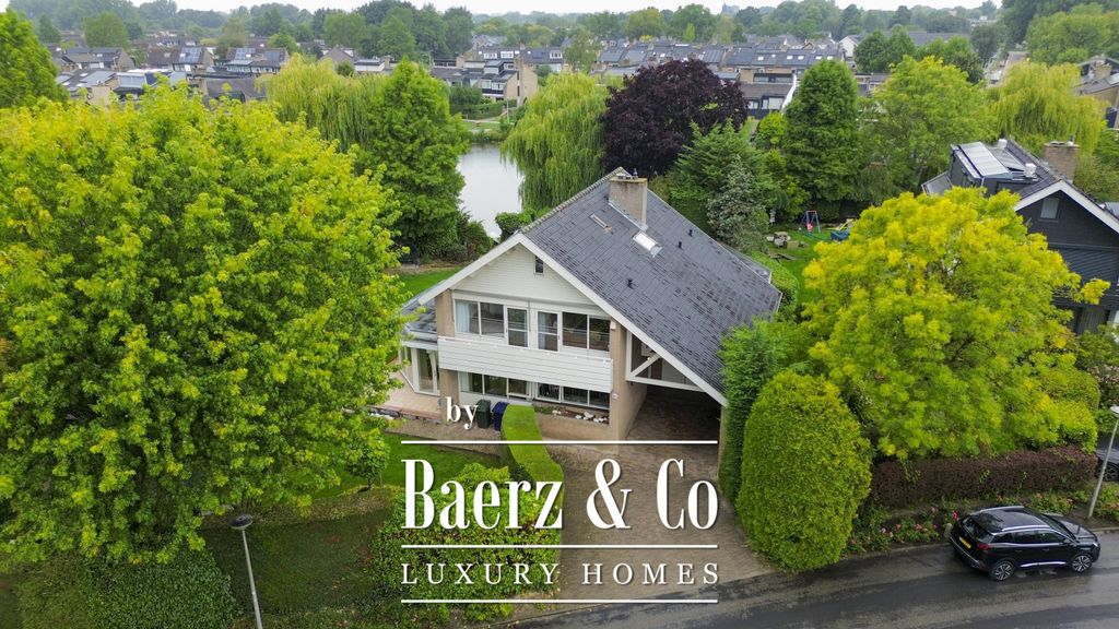 Property photo 1 of 89