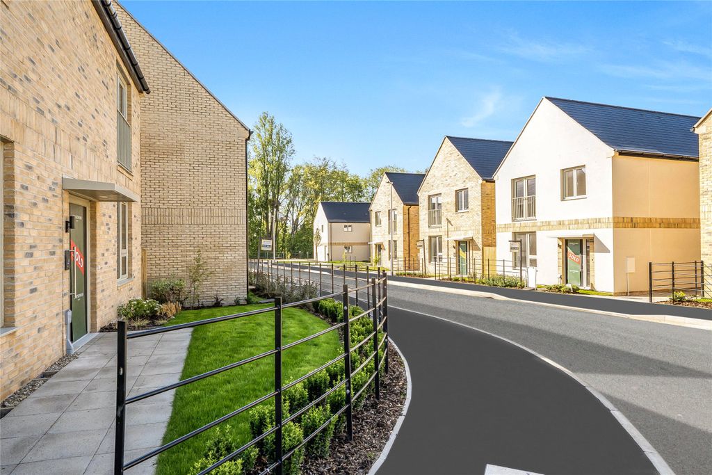 Property photo 1 of 16 Meadow Gate