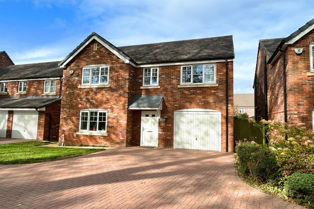 Property photo 1 of 23 (Main)