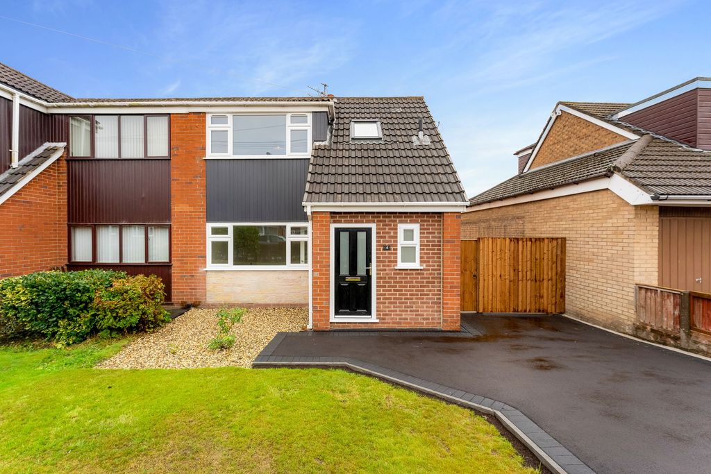 Property photo 1 of 34