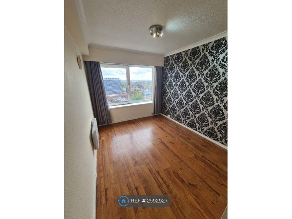 Property photo 3 of 8