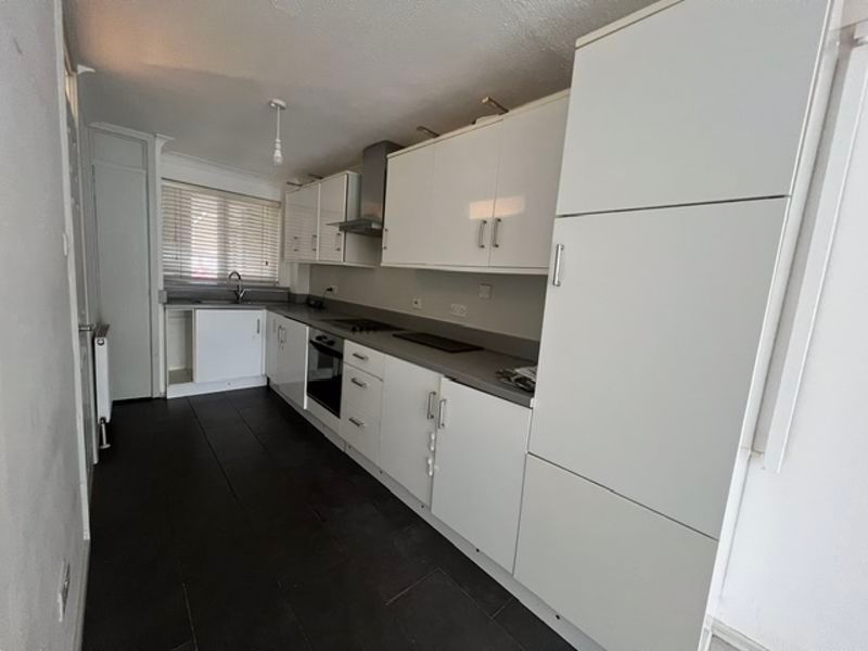 Property photo 2 of 8 Photo 21