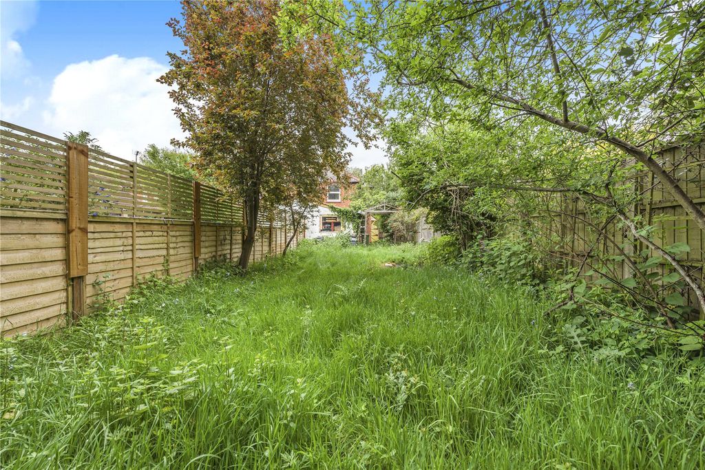 Property photo 2 of 24 Picture No. 08