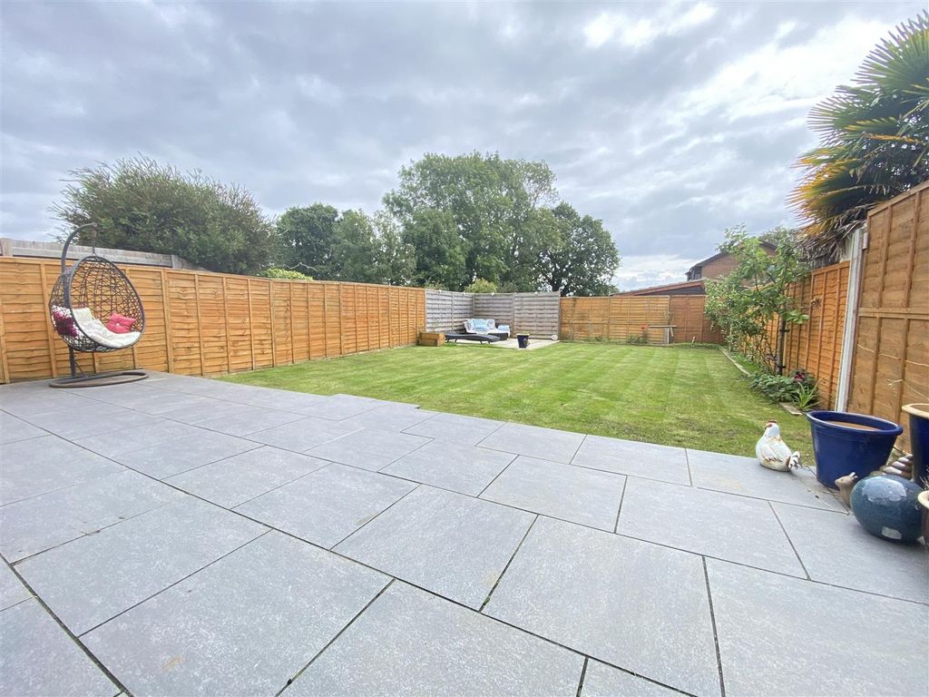 Property photo 2 of 14 Img_1407.Jpg