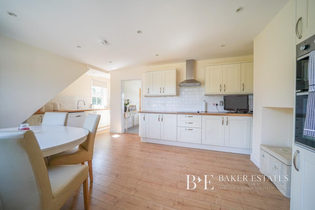 Property photo 3 of 15 Whc-9.Jpg