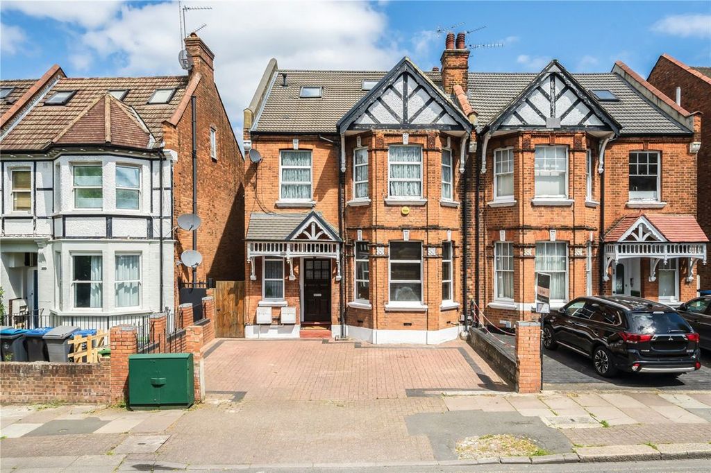 Property photo 1 of 13