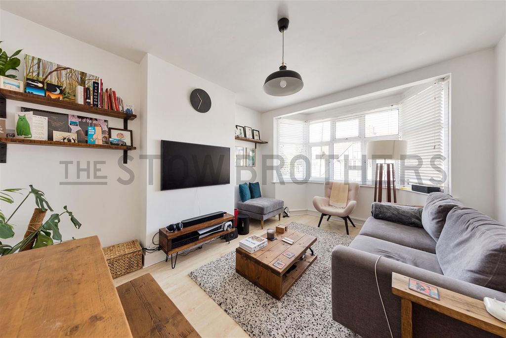 Property photo 1 of 22