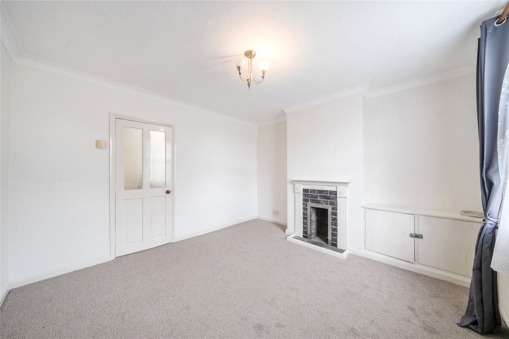 Property photo 3 of 13 Picture No. 12