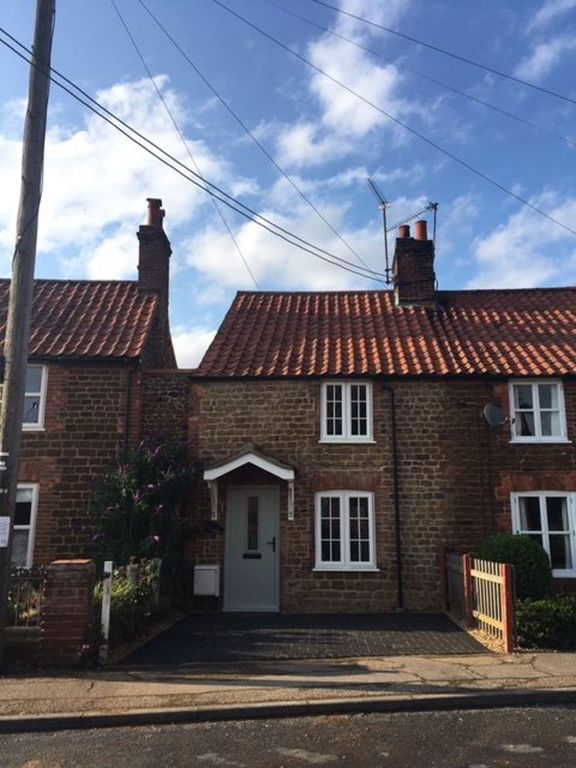 Property photo 1 of 2