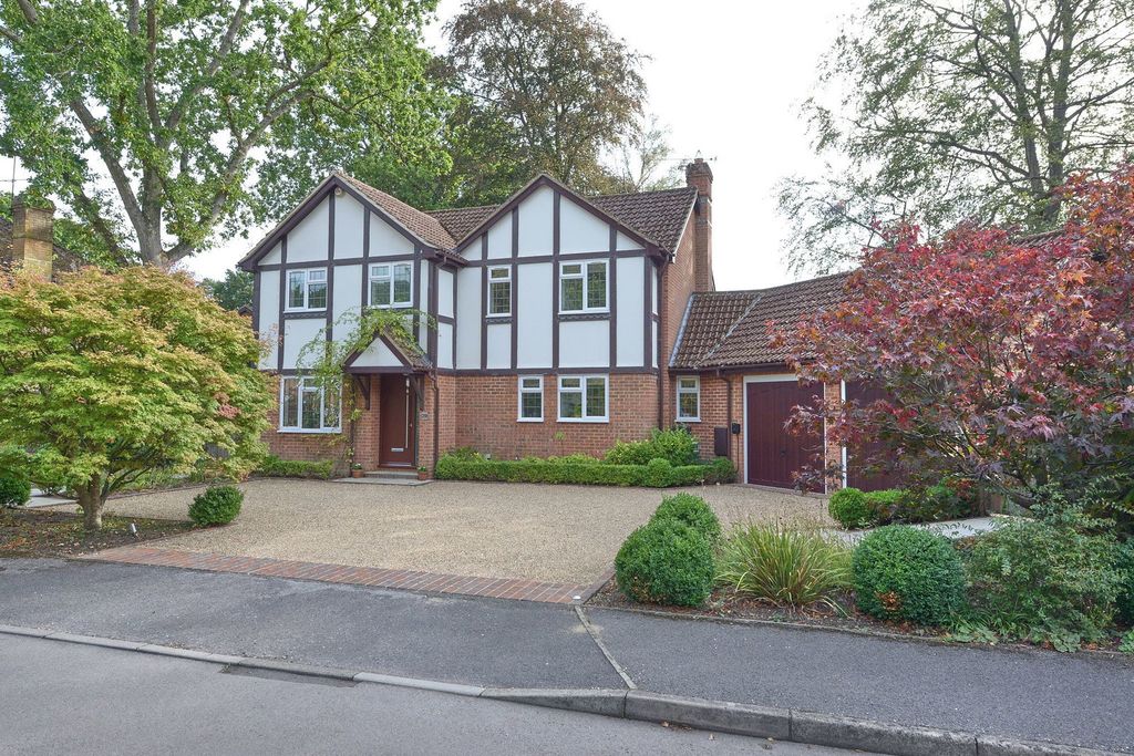 Property photo 1 of 30