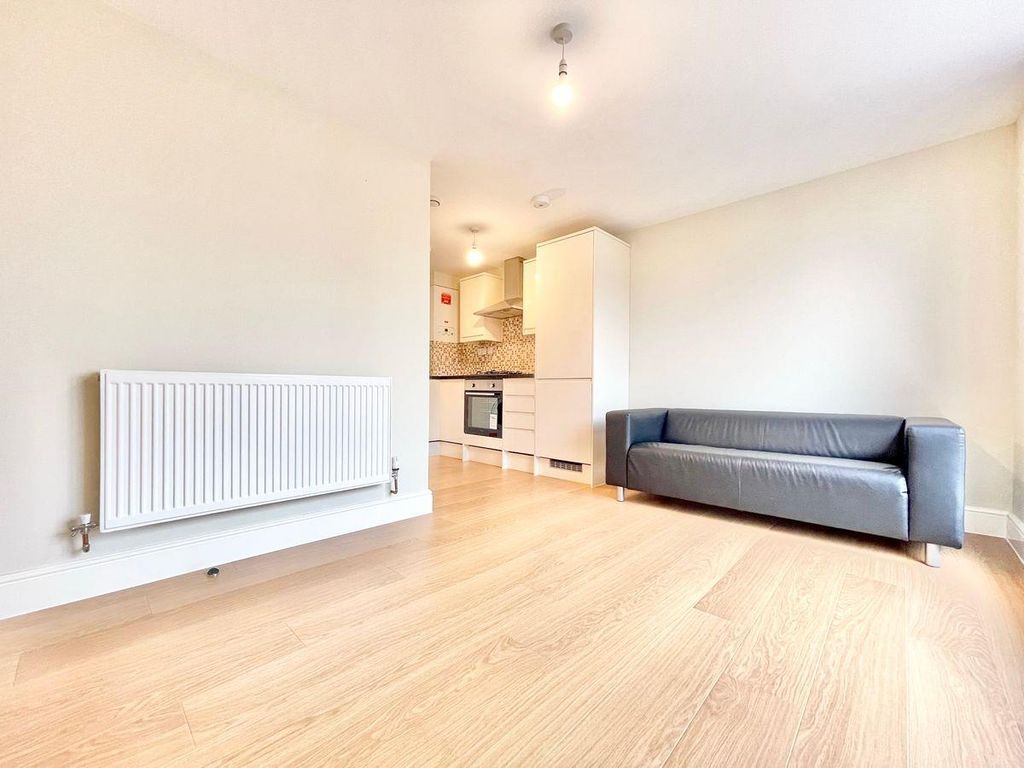 Property photo 1 of 7 Download (43).Png