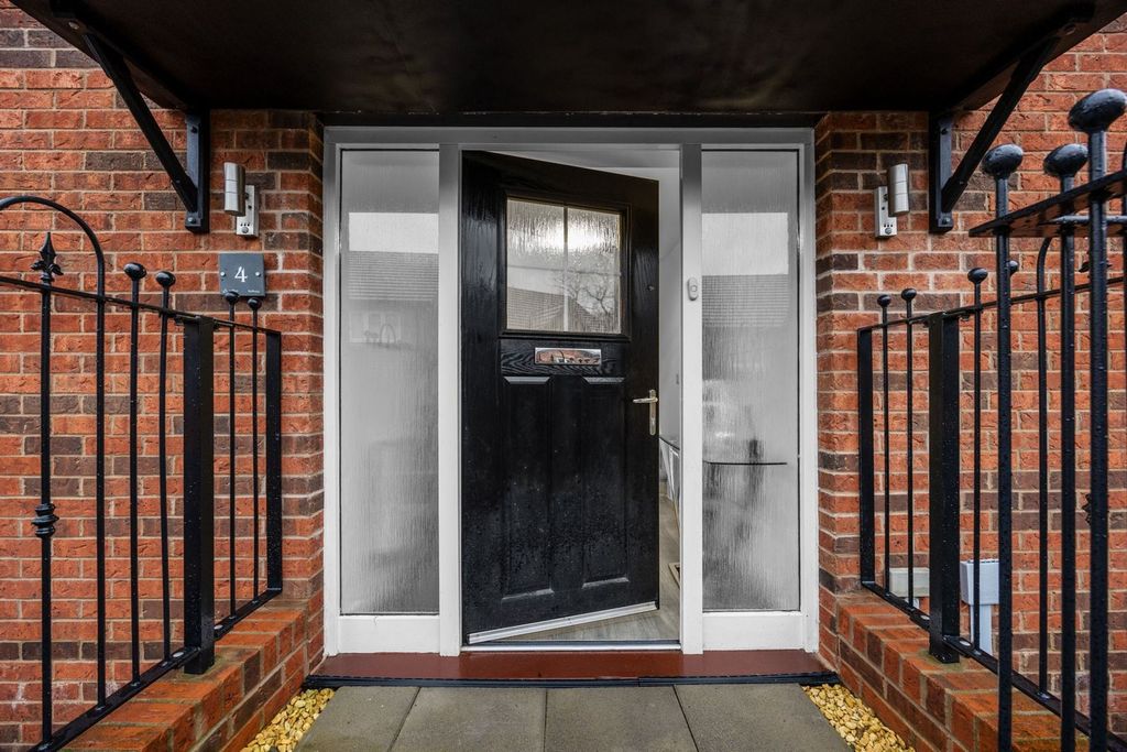 Property photo 3 of 39 Entrance Door