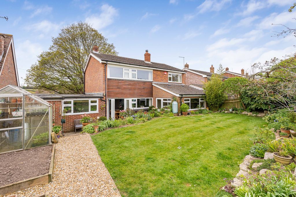 Property photo 2 of 20 4_78062