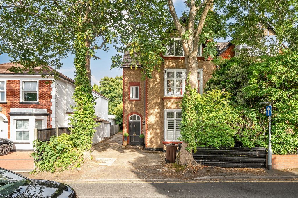 Property photo 1 of 13