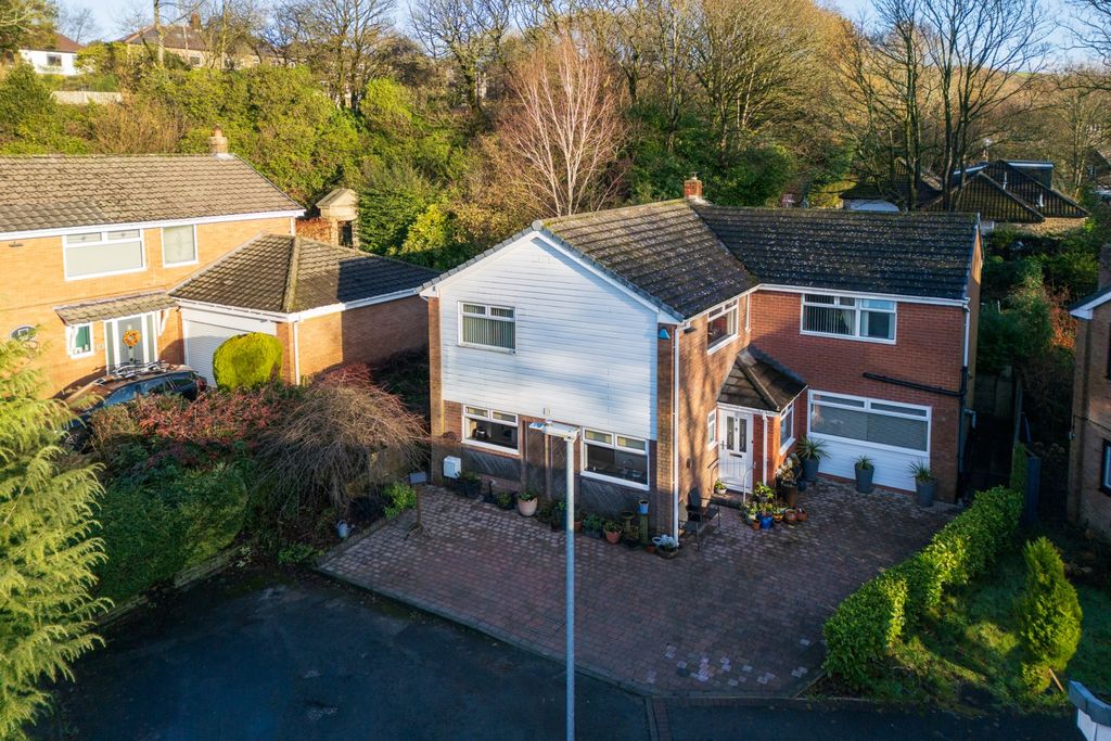 Property photo 1 of 64