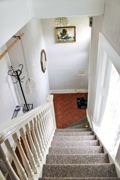 Property photo 2 of 12 Photo 7