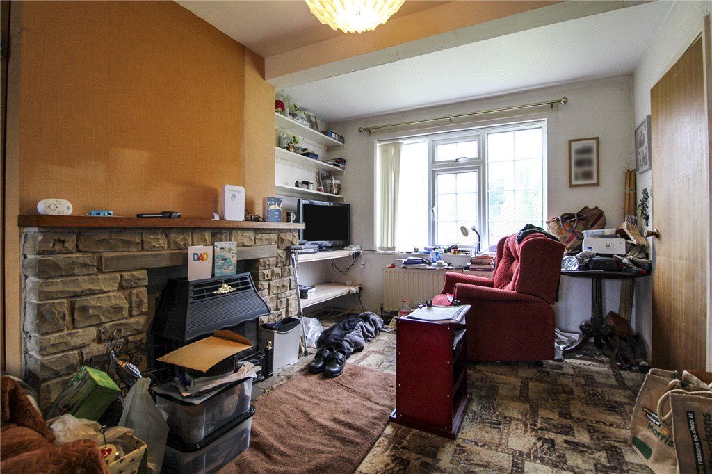 Property photo 2 of 12 Living Area