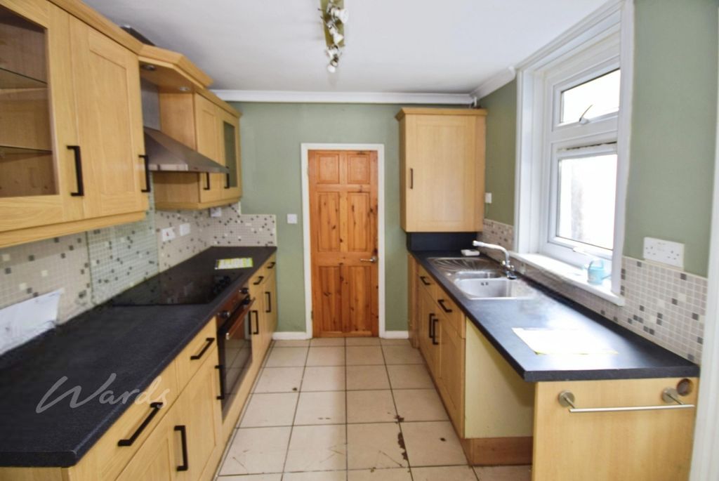 Property photo 2 of 10 Frederick Kitchen
