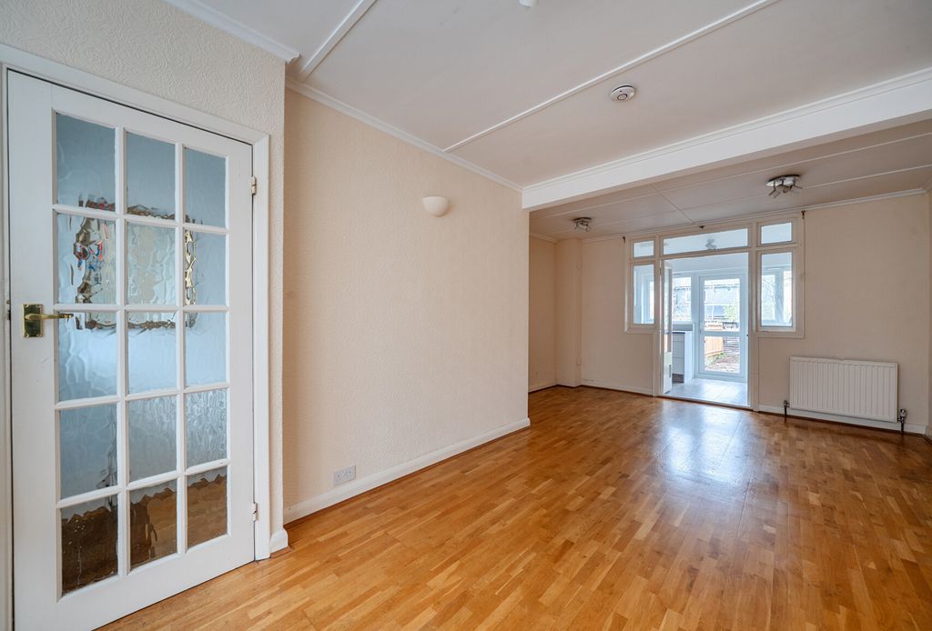 Property photo 2 of 22 1434602-17-69c687...