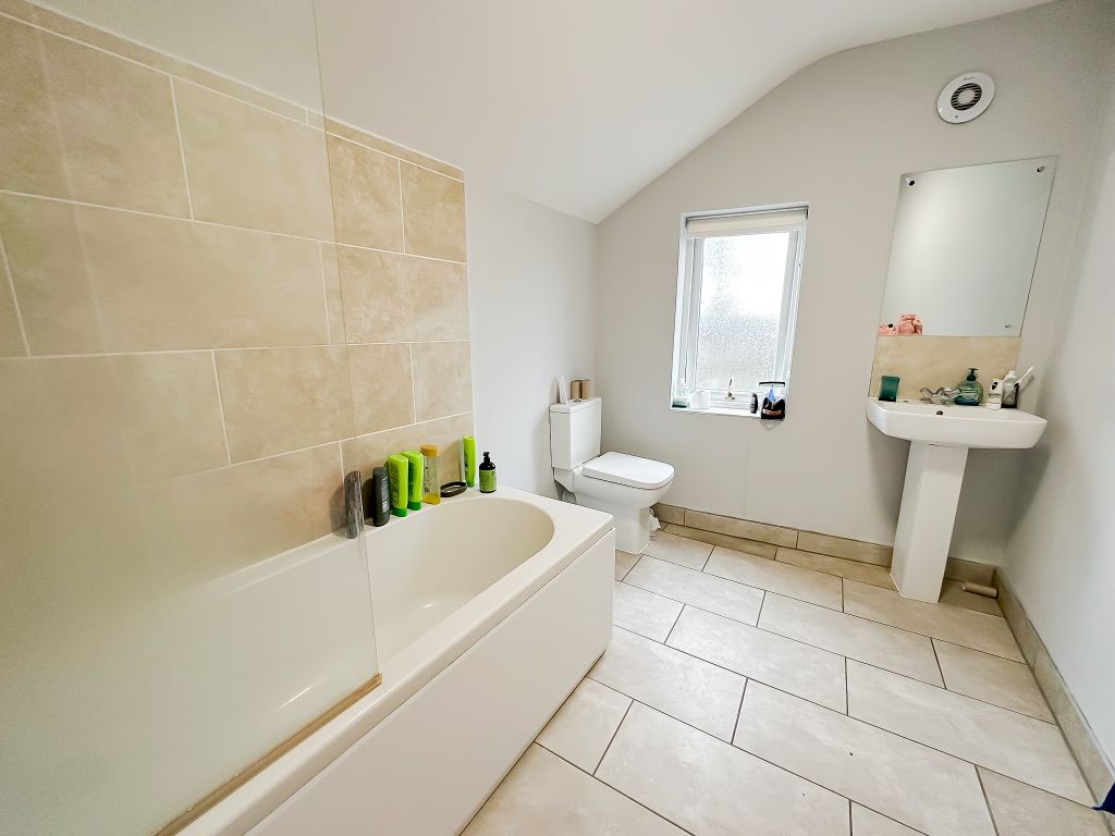 Property photo 2 of 4