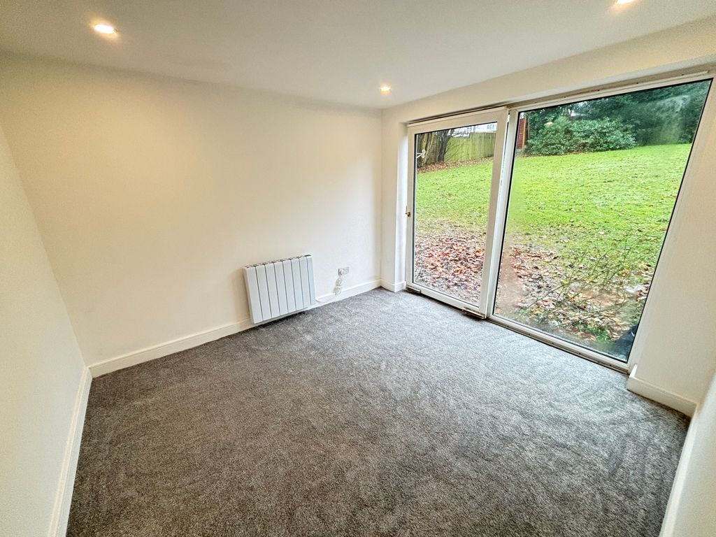 Property photo 3 of 9 Image