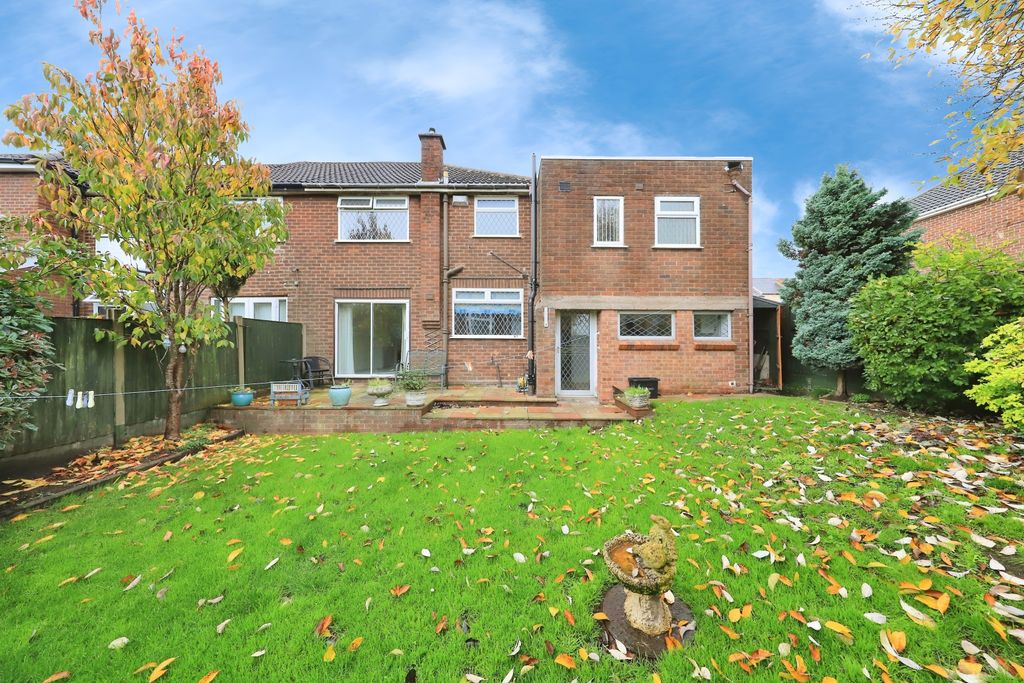 Property photo 2 of 25 Rear