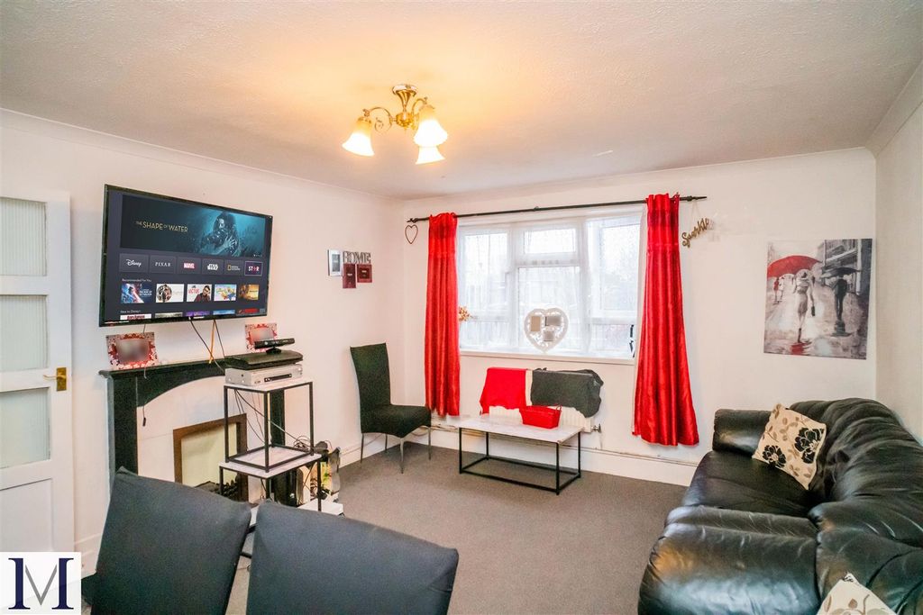 Property photo 2 of 9 2.Jpg