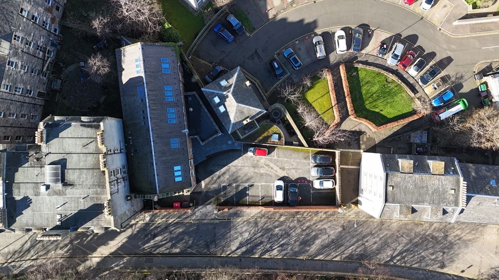 Property photo 2 of 13 Photo 9