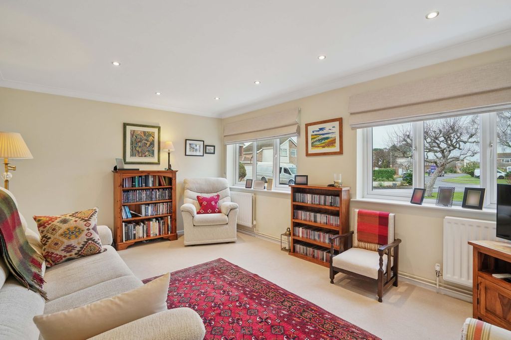 Property photo 3 of 24