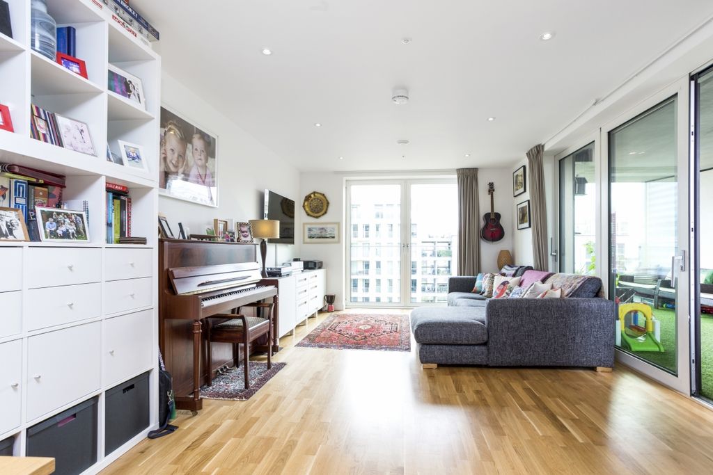 Property photo 1 of 10