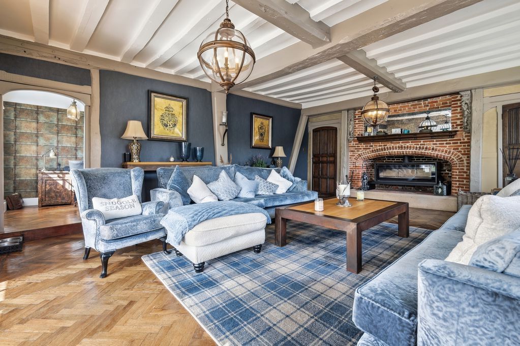 Property photo 3 of 50 Photo 29