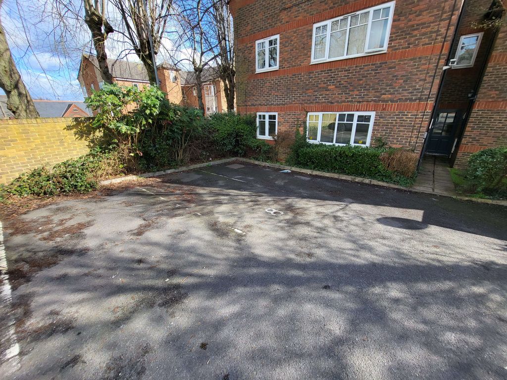 Property photo 2 of 14 Gallery