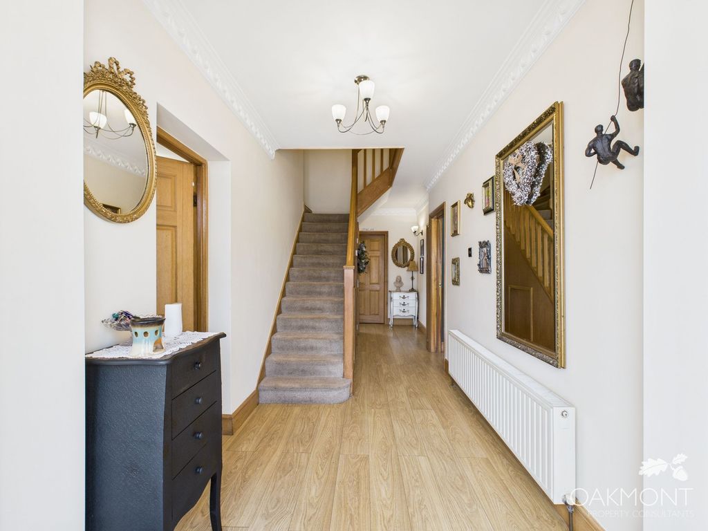 Property photo 2 of 26