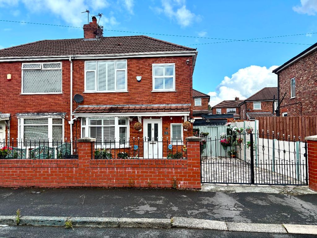 Property photo 1 of 27