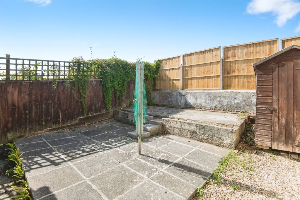 Property photo 2 of 11