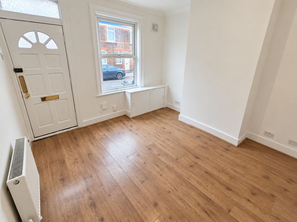 Property photo 2 of 9 5328171