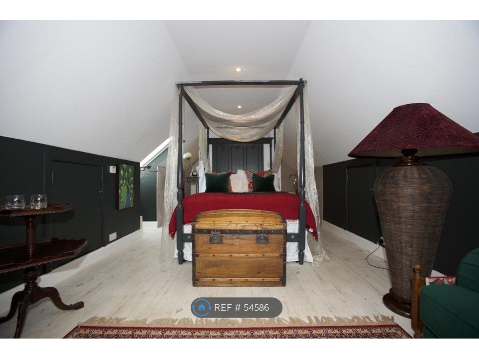 Property photo 1 of 12 Bed