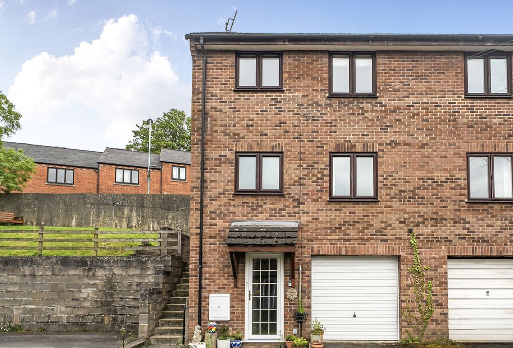Property photo 1 of 19 1-6A0444E040Aa7-1...