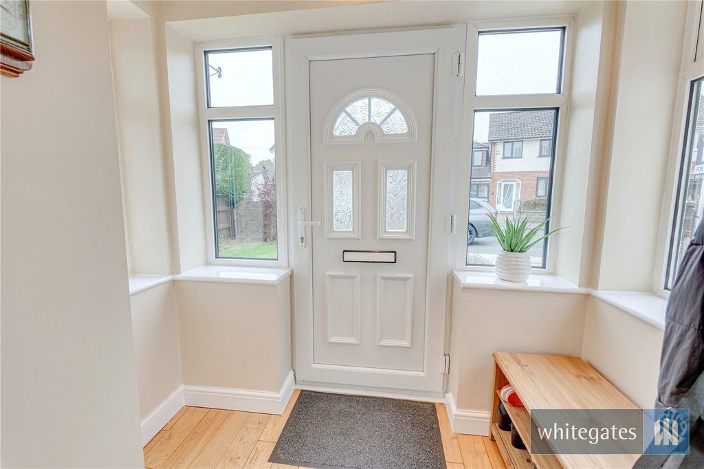 Property photo 2 of 32 Picture No. 02